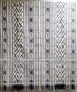 KAIN TENUN MOTIF BUNA