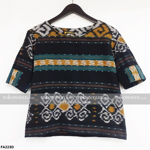 Blouse Tenun