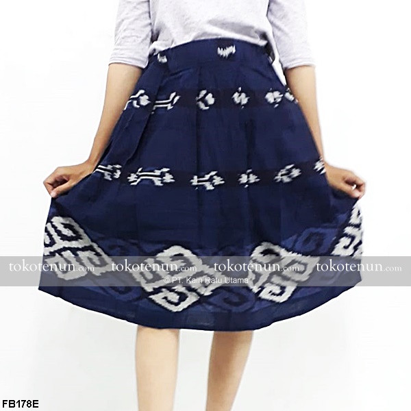 Zulfana Skirt Tenun