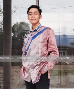 KEMEJA TENUN