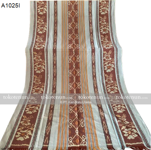 TENUN IKAT MOTIF NTT