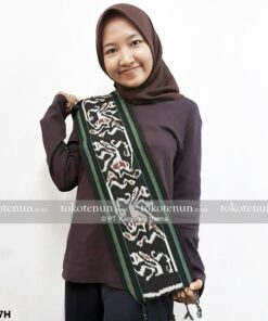 Syal Tenun Etnik