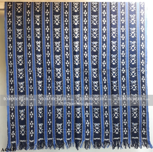 Jual Kain Tenun Ikat Motif Maumere Biru A456E | Tokotenun.com