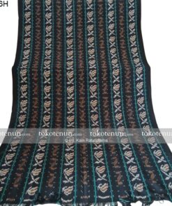 Kain Tenun Ikat Motif Pohon Rambat A456H