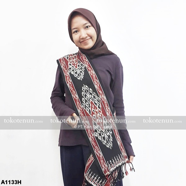 Syal Tenun Ikat