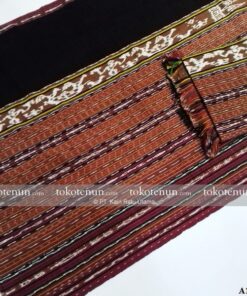 KAIN TENUN MOTIF MAUMERE