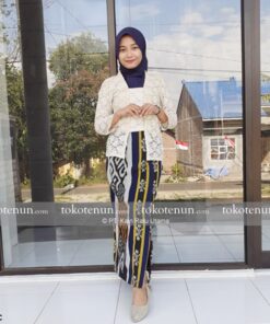 bawahan tenun