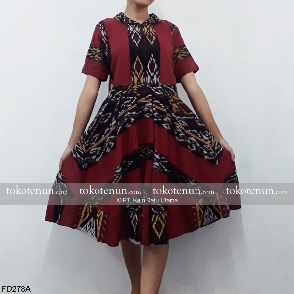 Dress Tenun