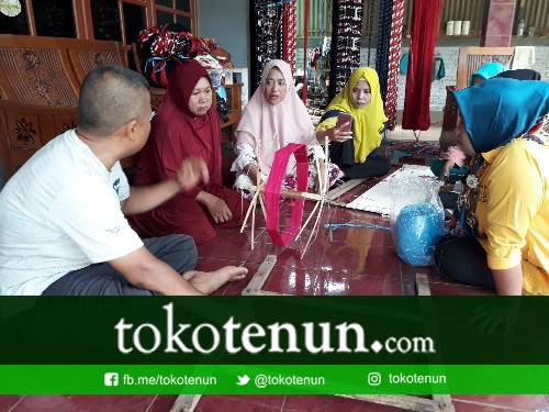 Teknik Menentukan Ukuran dan Motif Kain Tenun