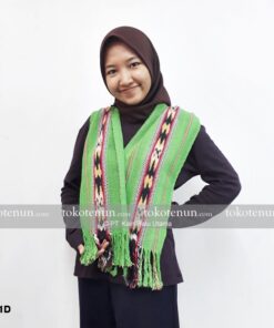 Syal Tenun Ikat