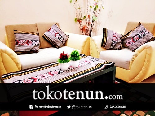 Desain interior ruangan etnik