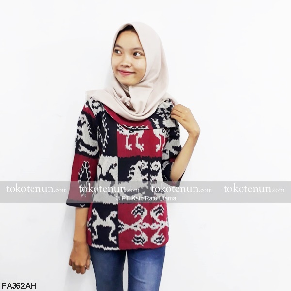 Blouse Tenun Ikat Araya Sumba