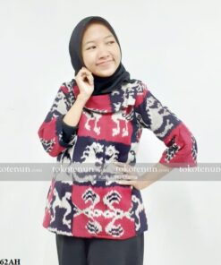Blouse Tenun Ikat Merah