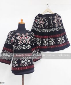 Baju tenun ikat