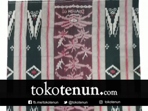 sarung tenun