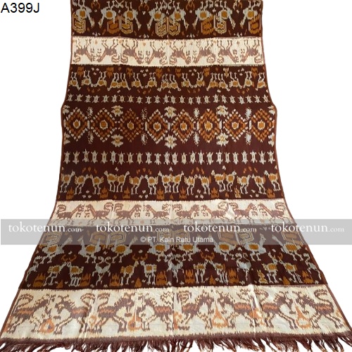 TENUN MOTIF SUMBA