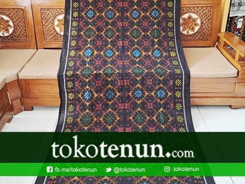 tenun ikat troso