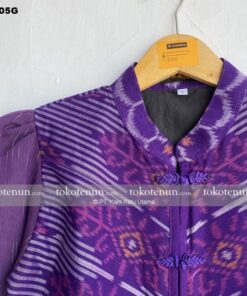 Sekara Blousen Tenun Detail